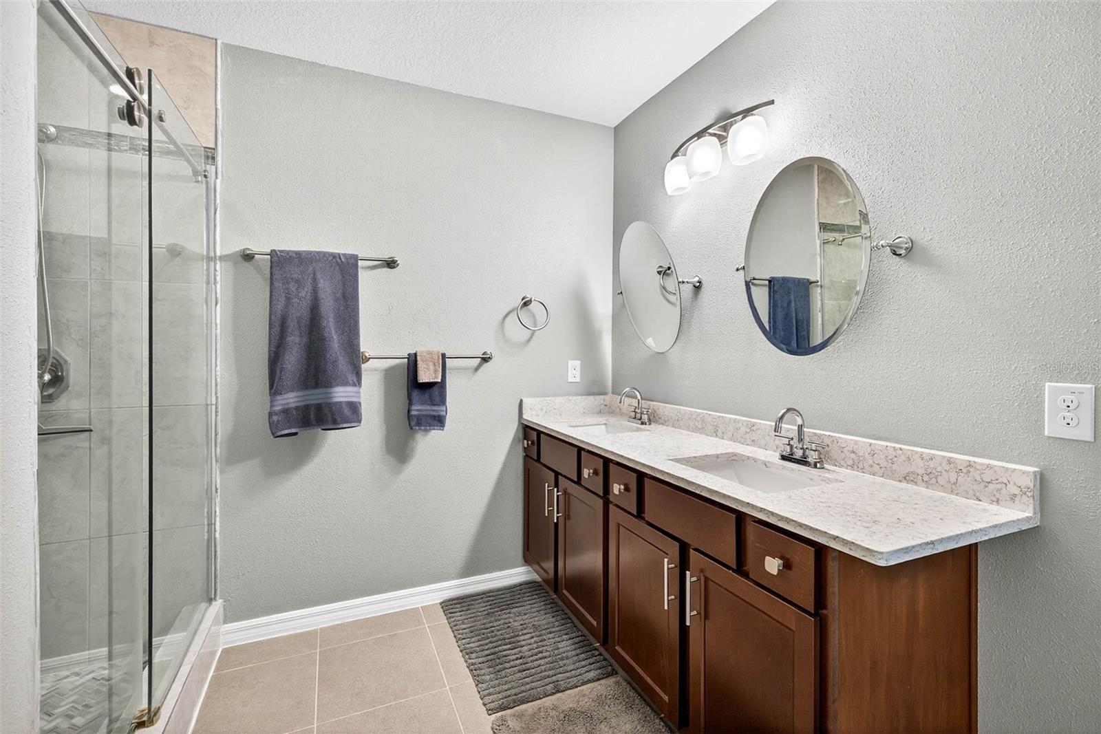 Image 4 of 43 For 11810 Myrtle Rock Drive