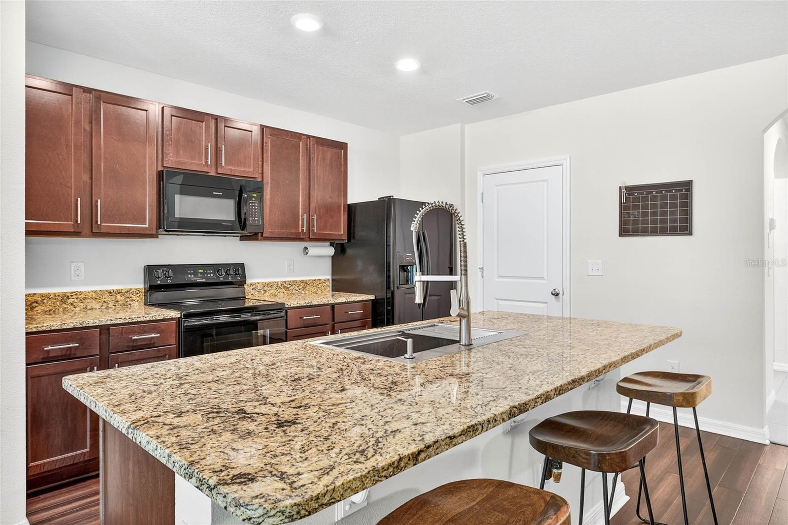 Image 7 of 43 For 11810 Myrtle Rock Drive
