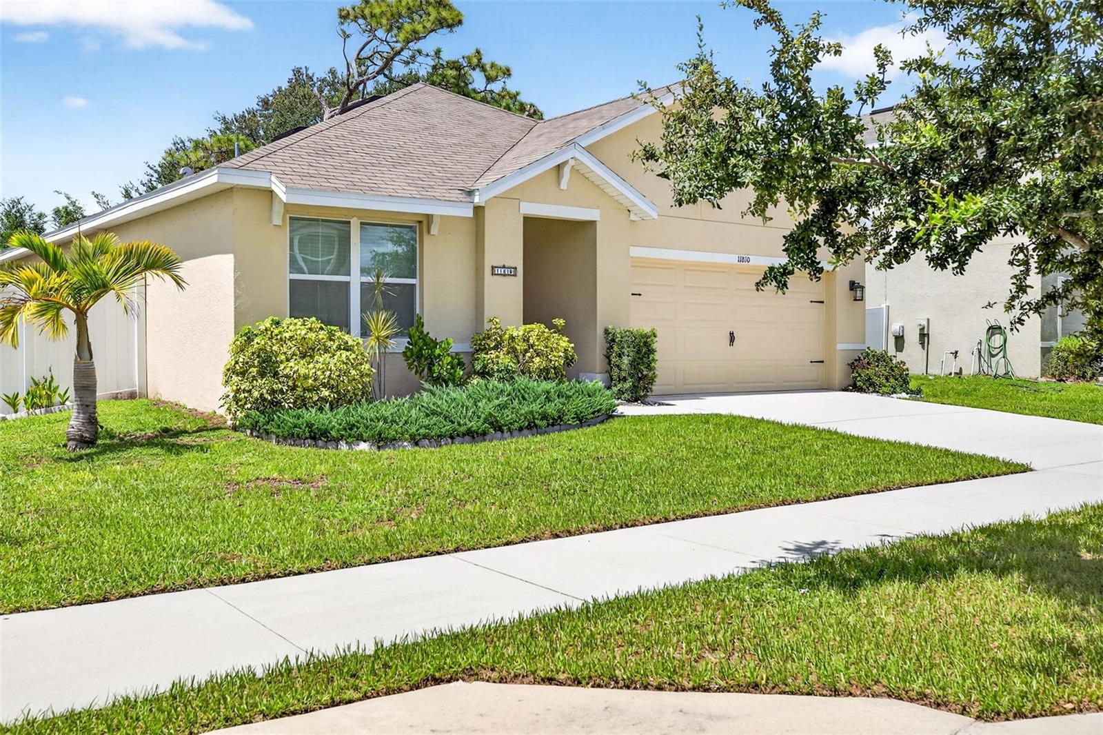 Image 8 of 43 For 11810 Myrtle Rock Drive