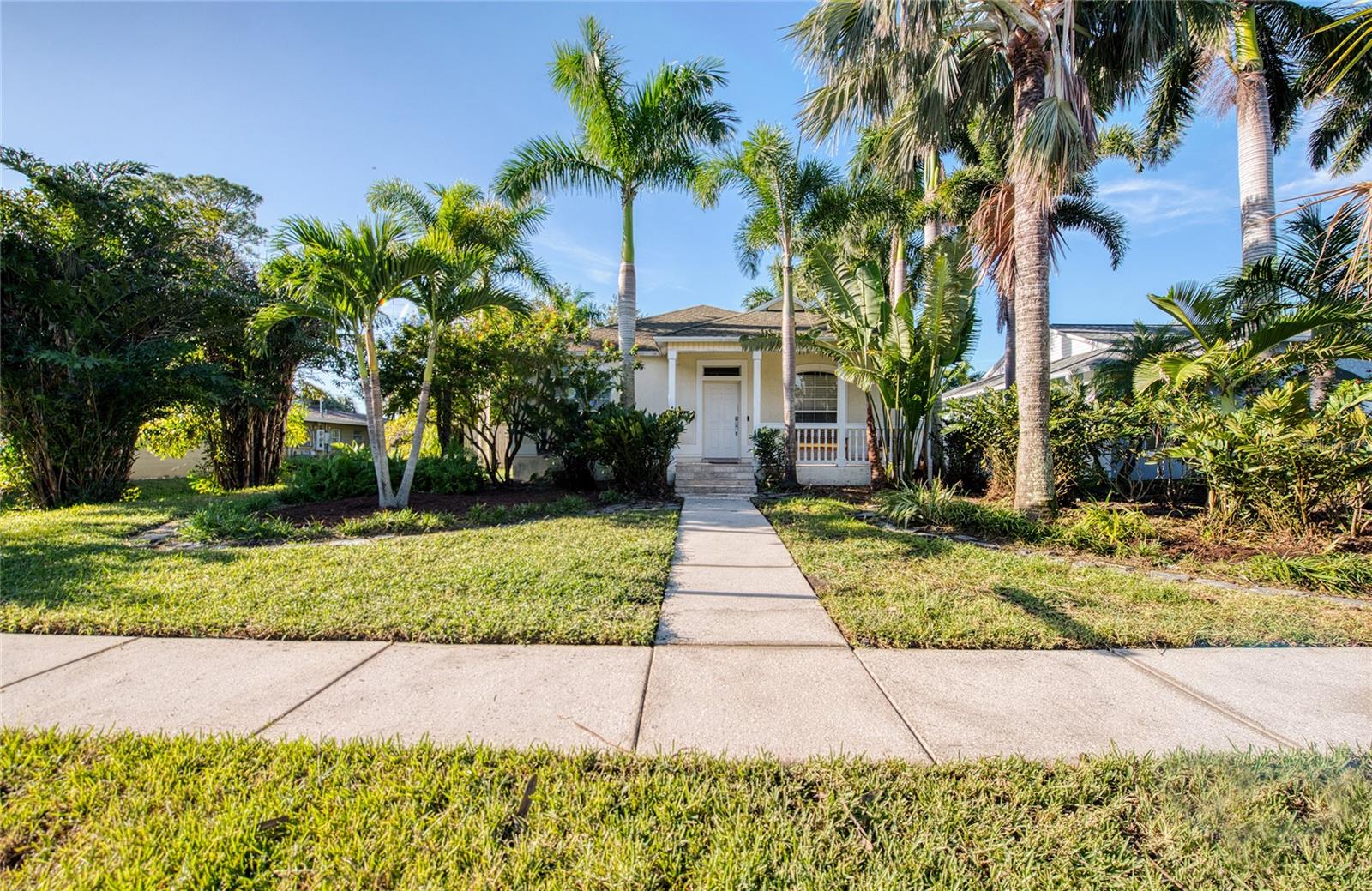Image 11 of 53 For 320 47th Avenue N