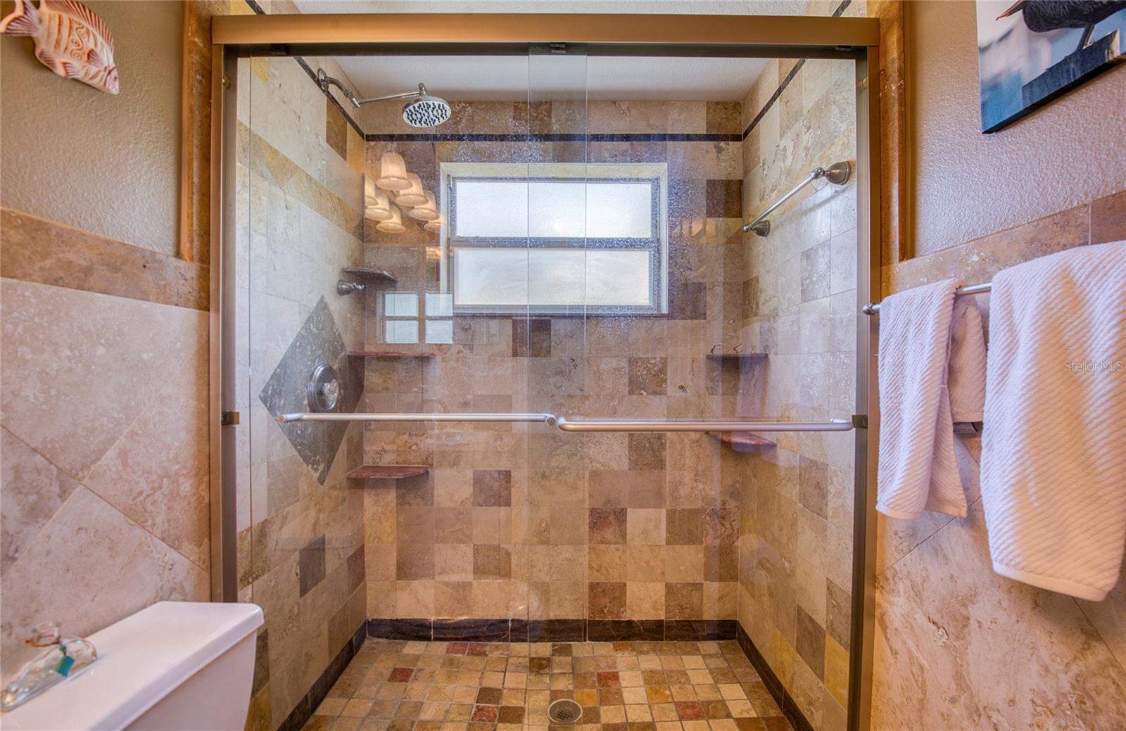 Image 30 of 53 For 320 47th Avenue N