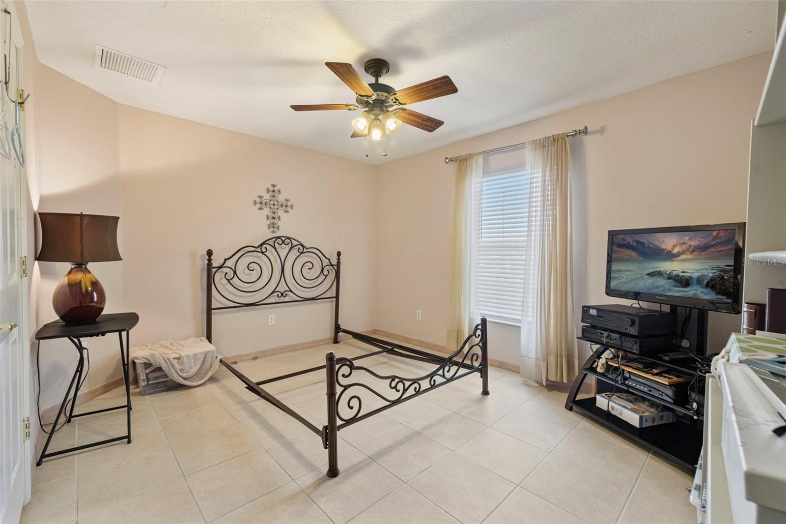 Image 19 of 27 For 8351 79th Circle