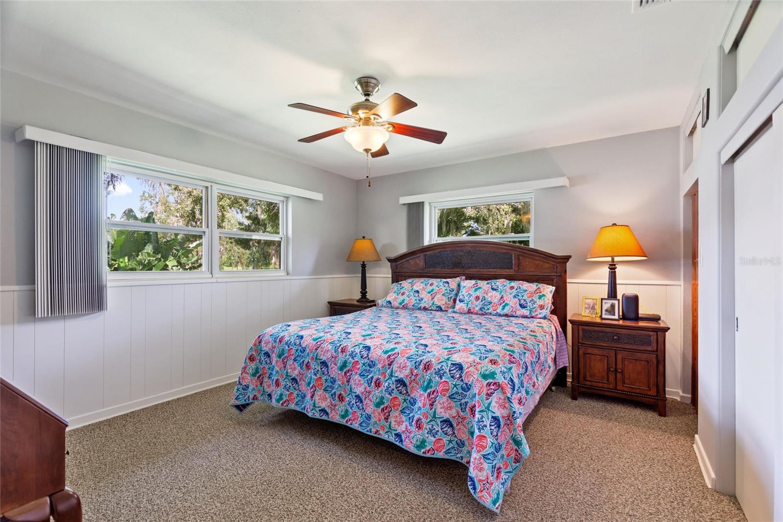 Image 18 of 75 For 6196 Lantana Drive N