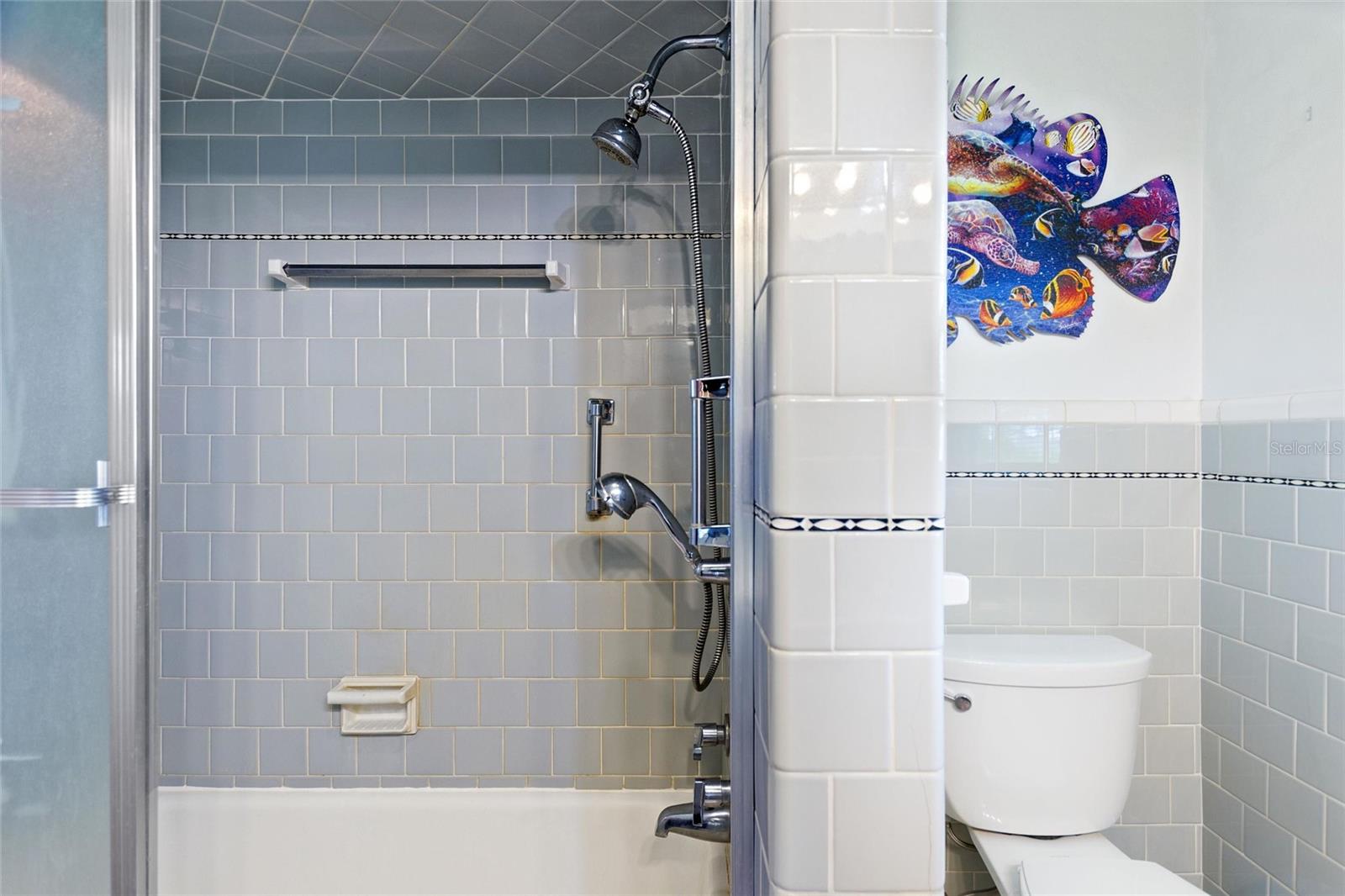 Image 22 of 75 For 6196 Lantana Drive N