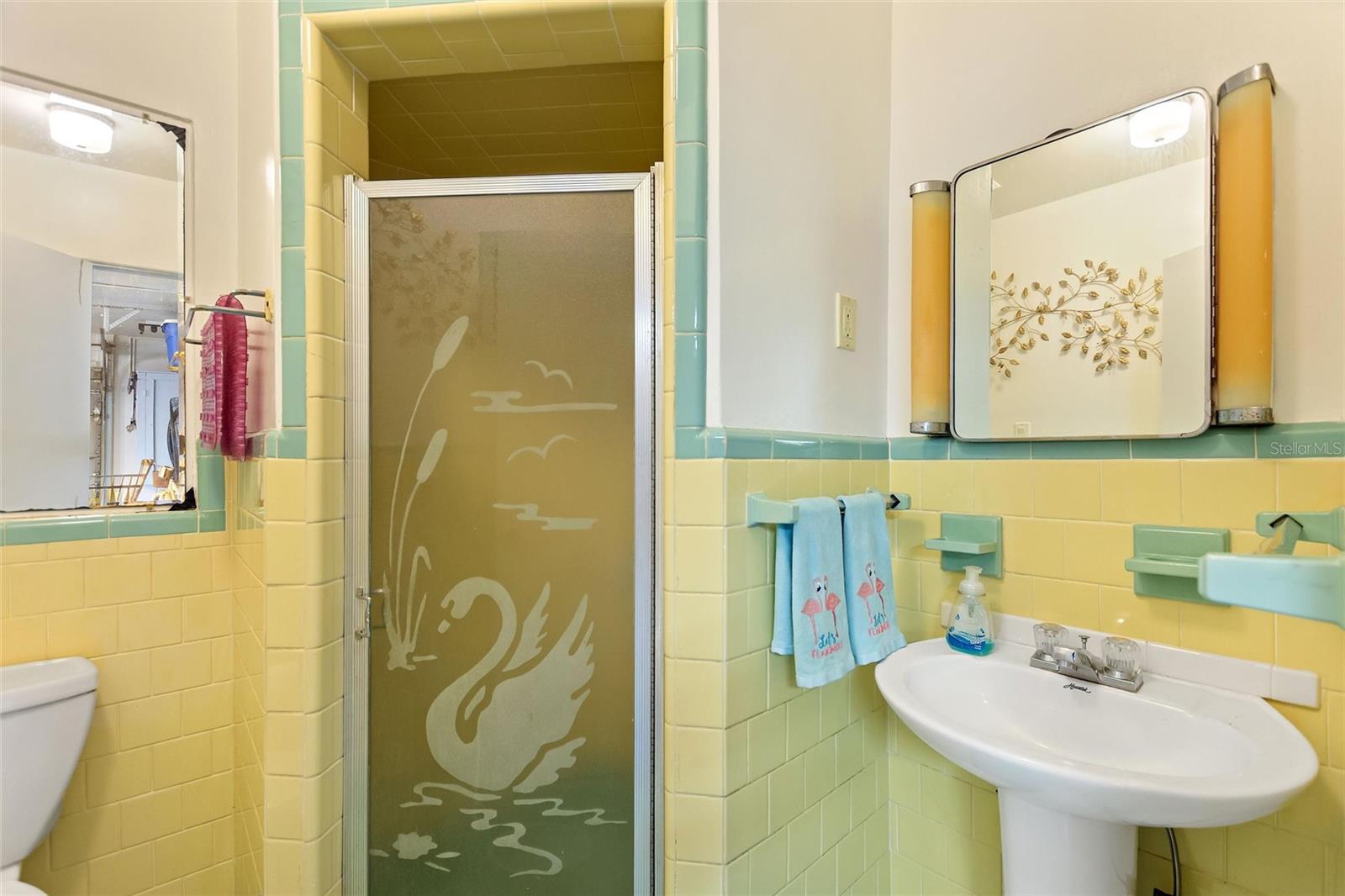 Image 25 of 75 For 6196 Lantana Drive N