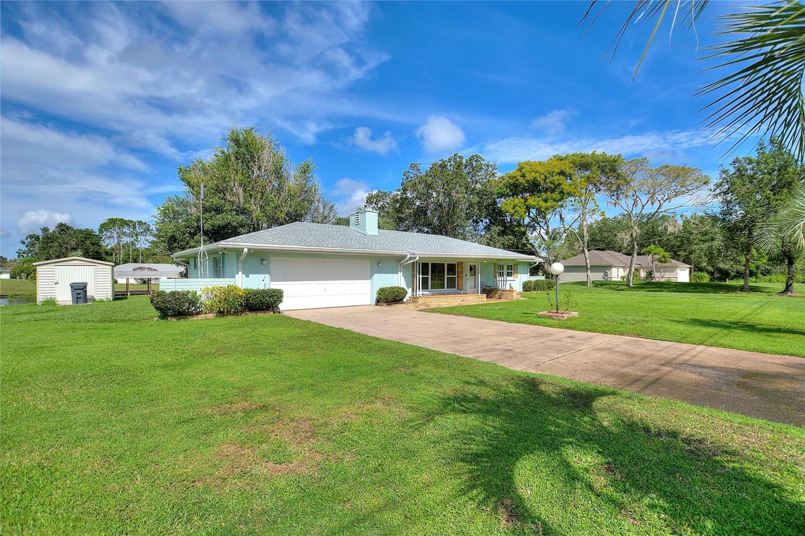 Image 26 of 75 For 6196 Lantana Drive N