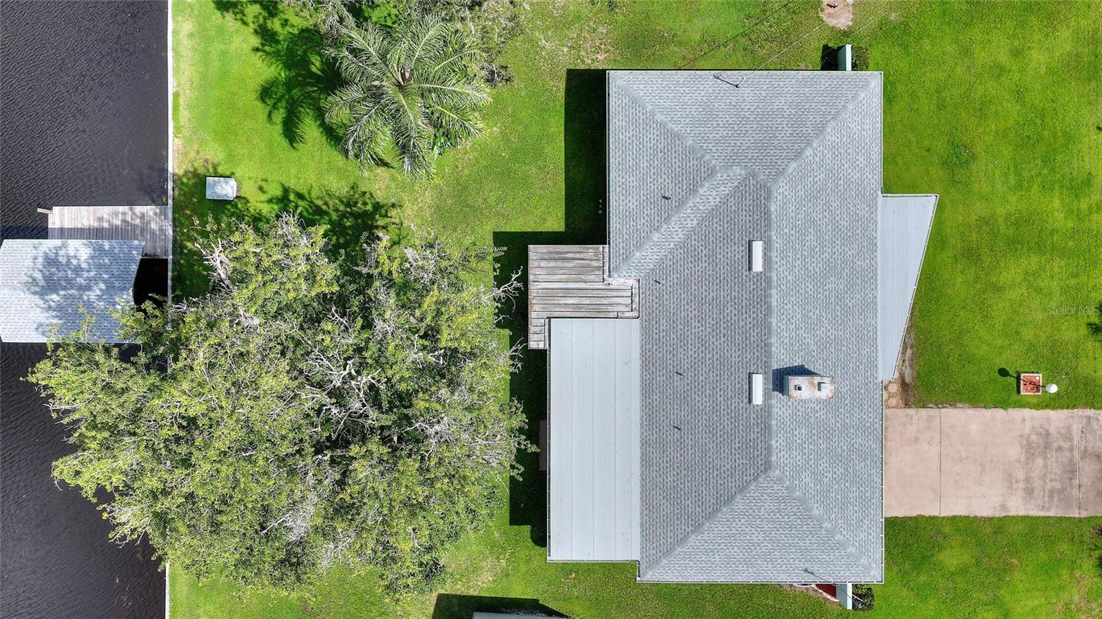 Image 40 of 75 For 6196 Lantana Drive N