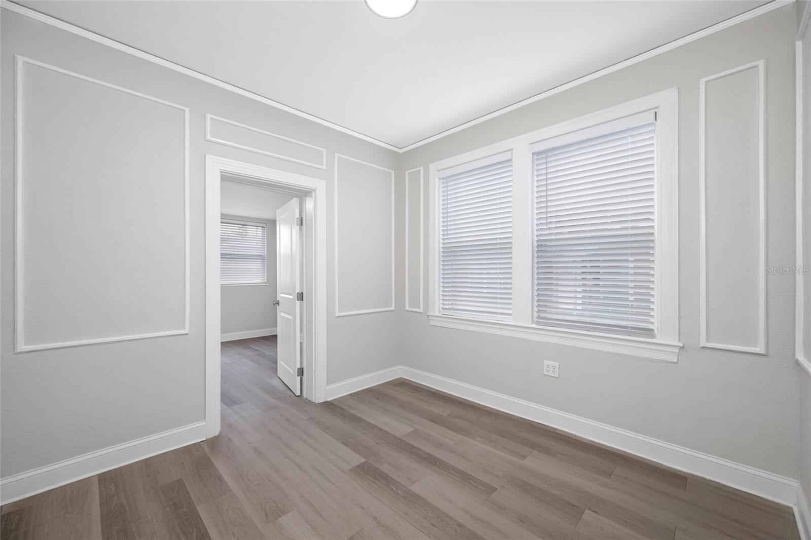 Image 7 of 23 For 129 Danube Avenue 1