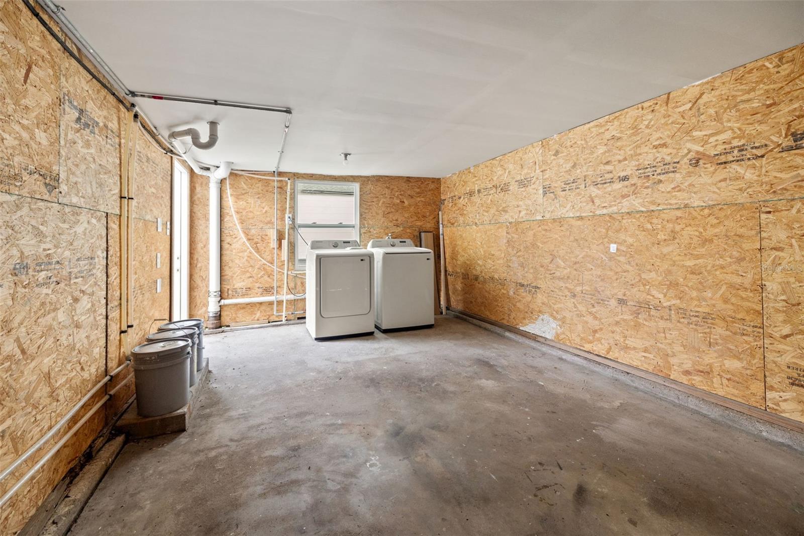 Image 17 of 19 For 1010 26th Street N