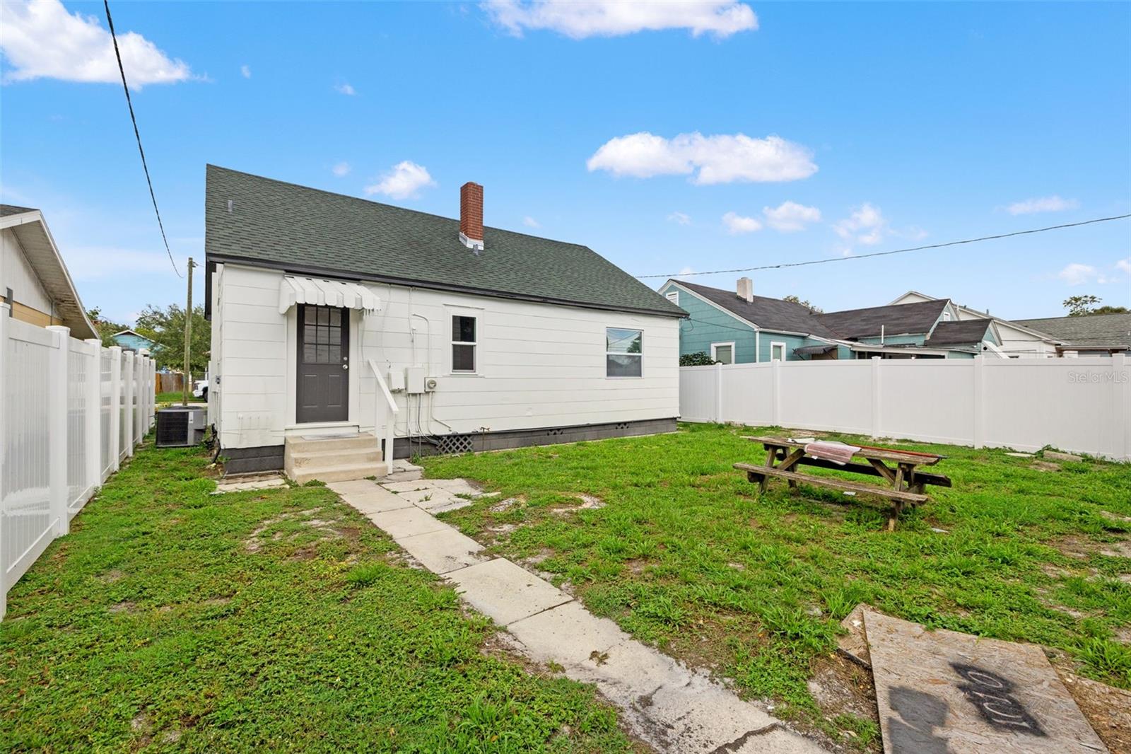 Image 19 of 19 For 1010 26th Street N