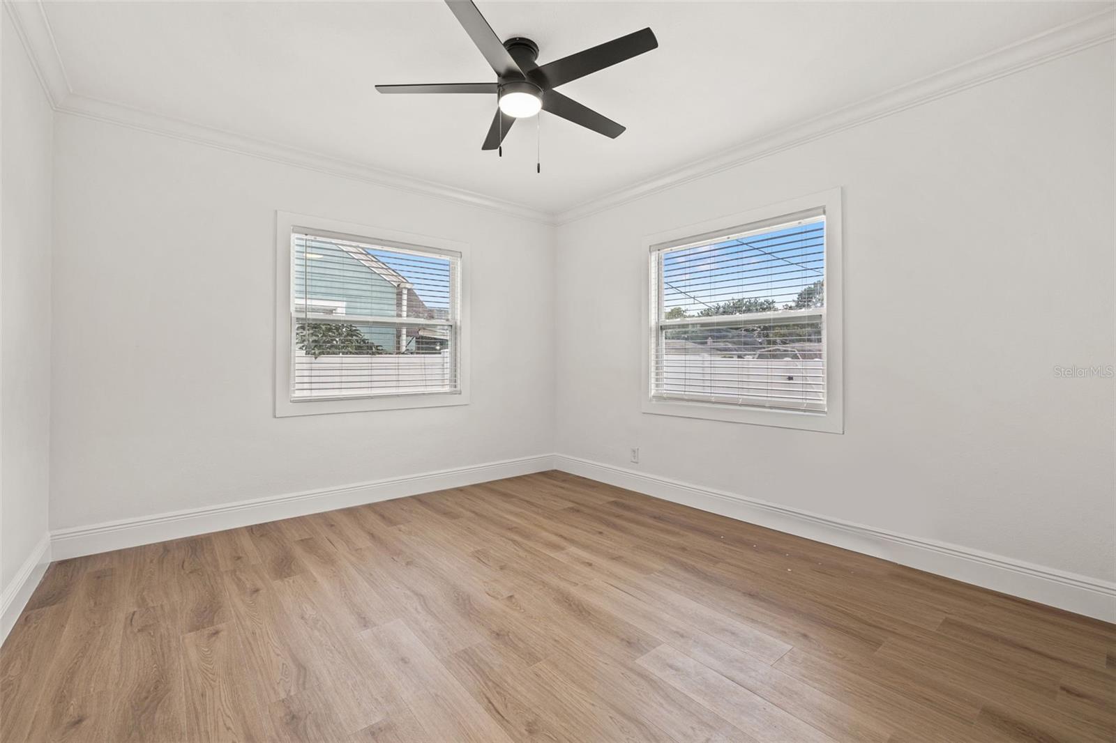 Image 7 of 19 For 1010 26th Street N