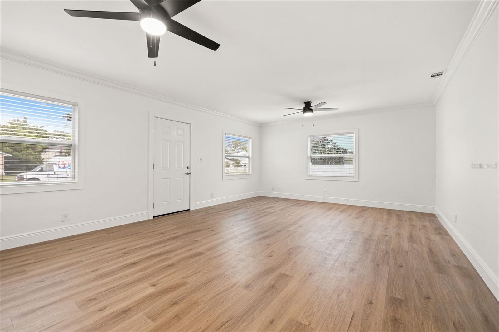 Image 8 of 19 For 1010 26th Street N