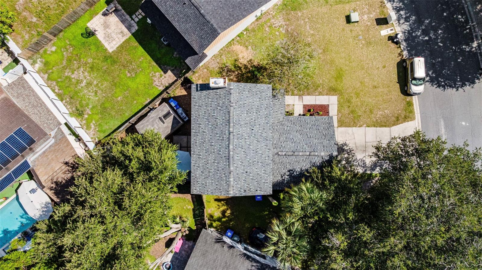 Image 34 of 37 For 1070 Buttercup Drive