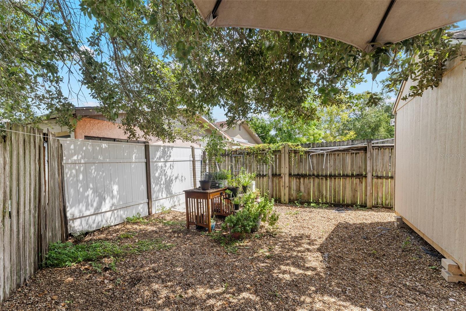 Image 5 of 37 For 1070 Buttercup Drive