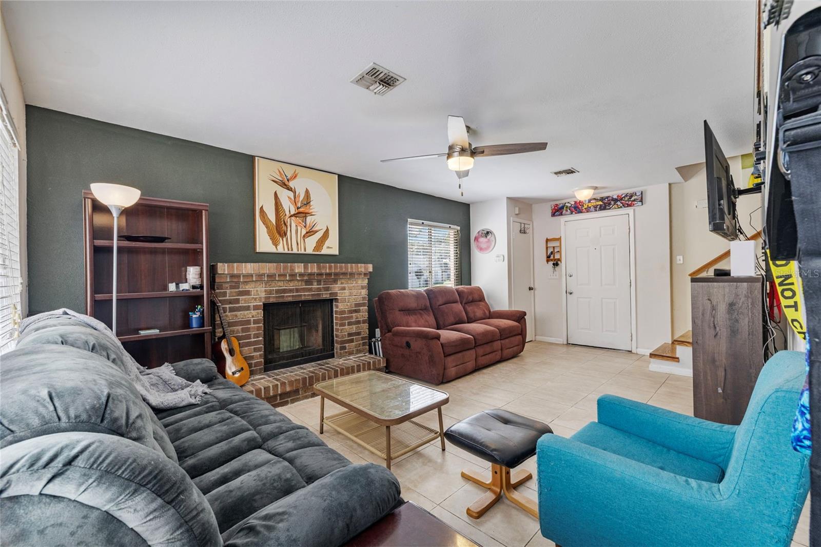 Image 9 of 37 For 1070 Buttercup Drive