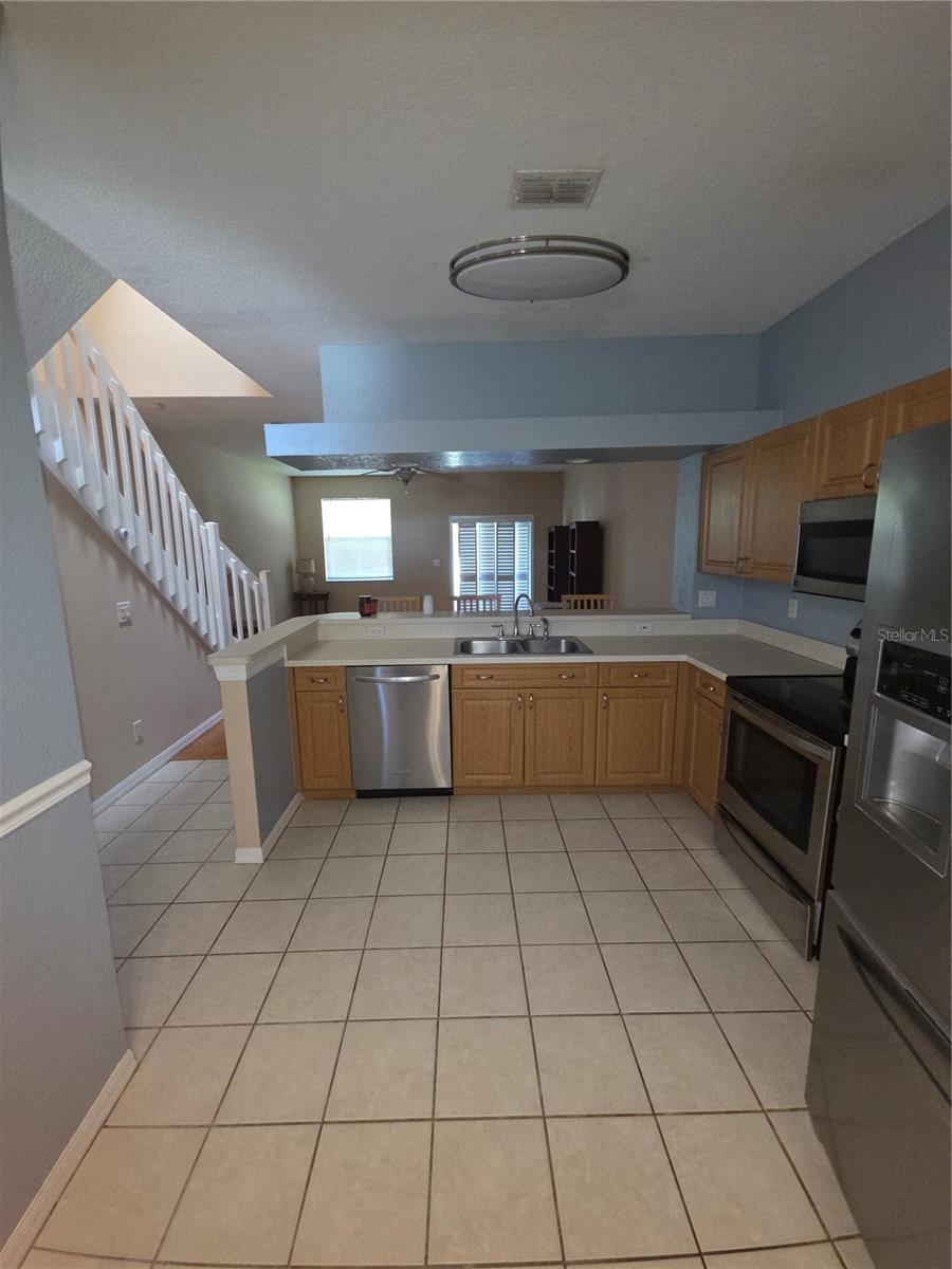 Image 6 of 17 For 6400 46th Avenue N 29