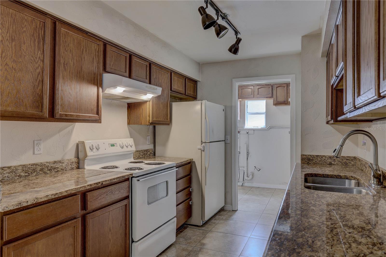 Image 11 of 26 For 12815 129th Terrace