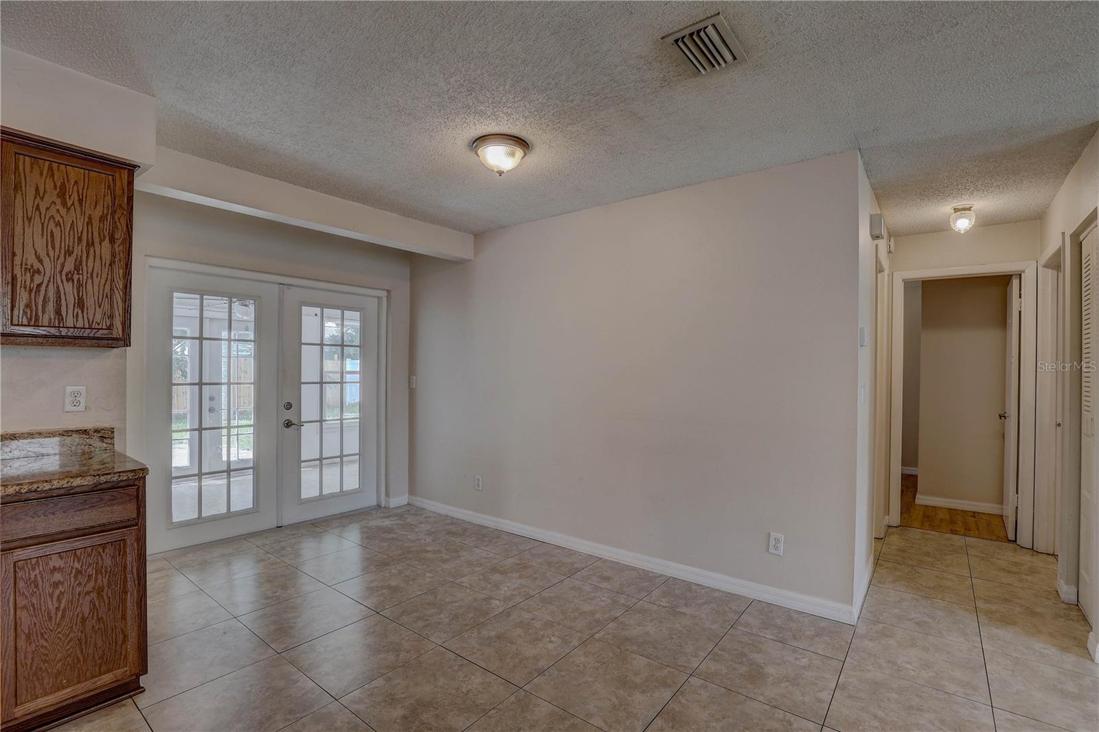 Image 13 of 26 For 12815 129th Terrace