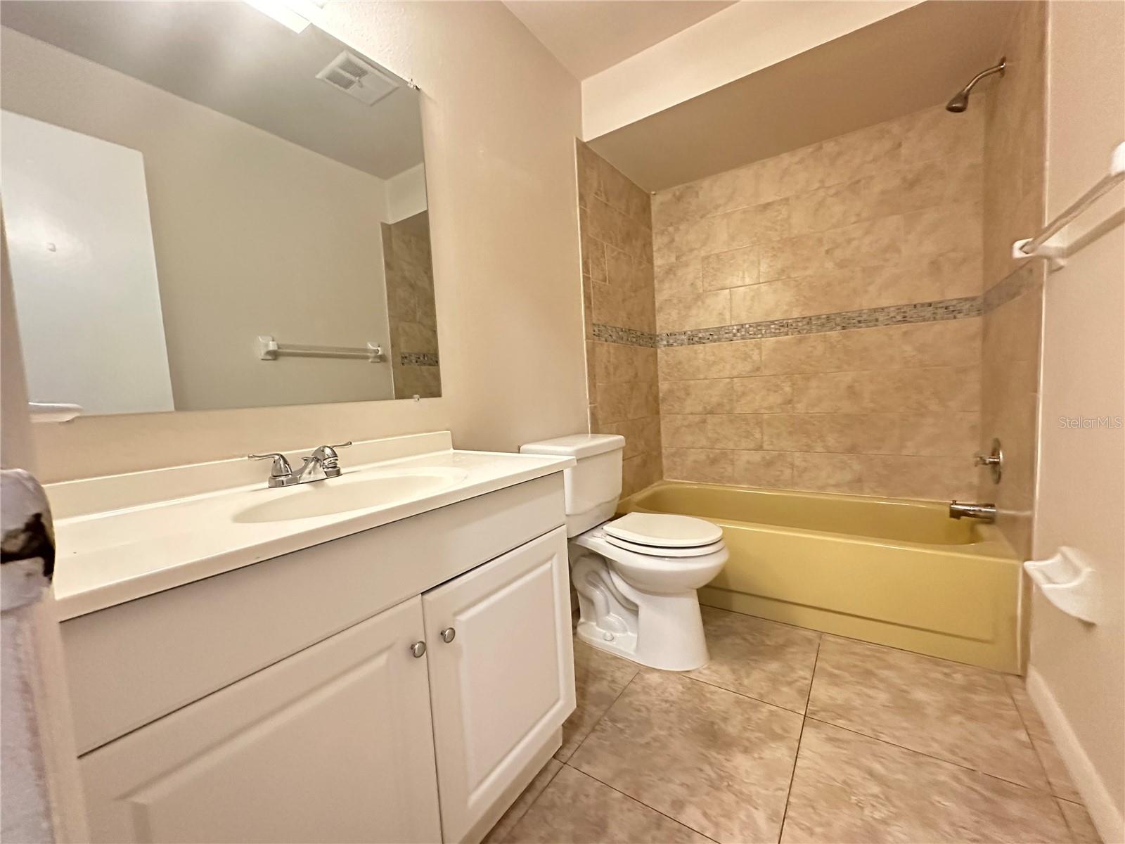 Image 16 of 26 For 12815 129th Terrace