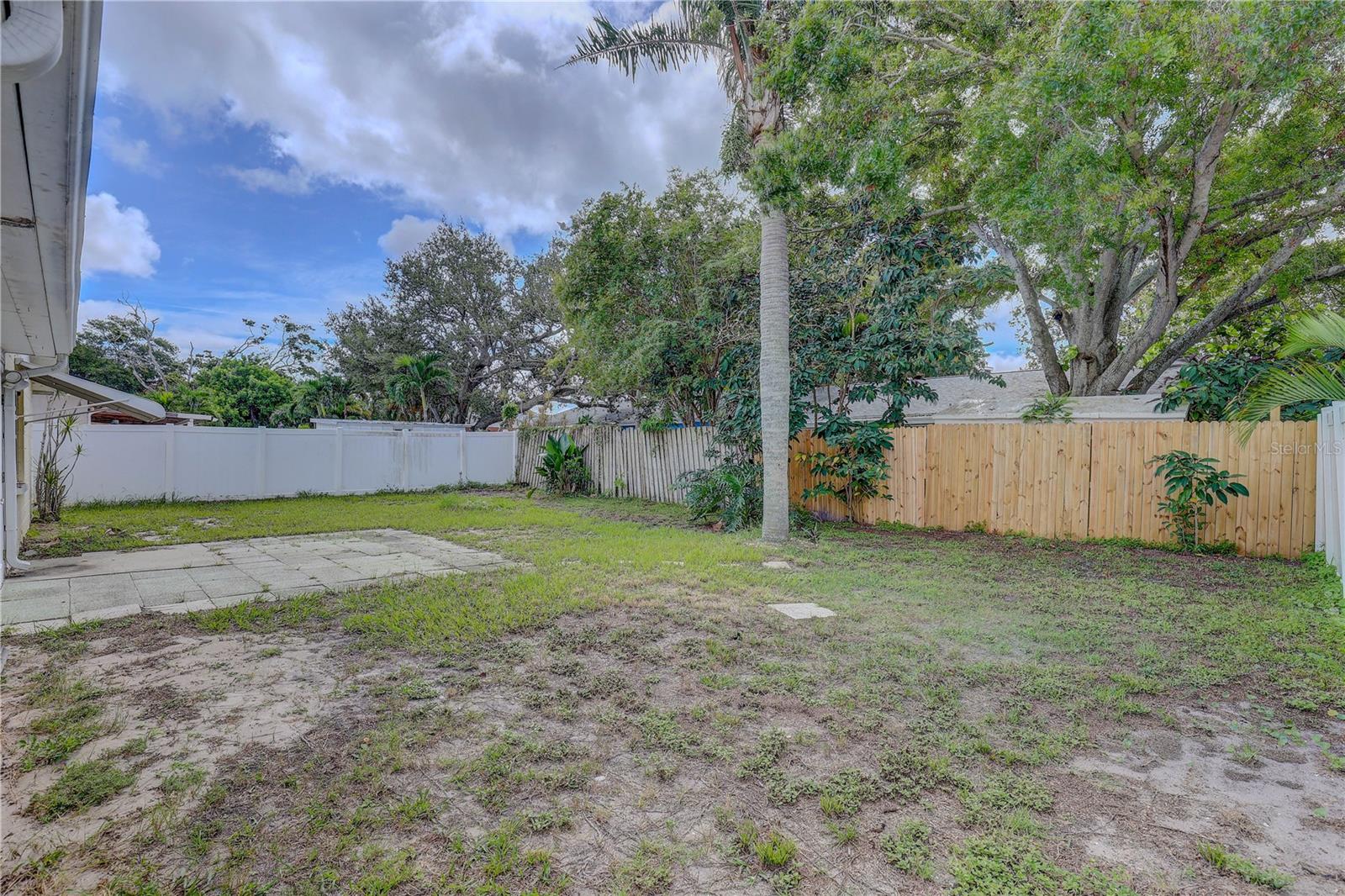 Image 19 of 26 For 12815 129th Terrace