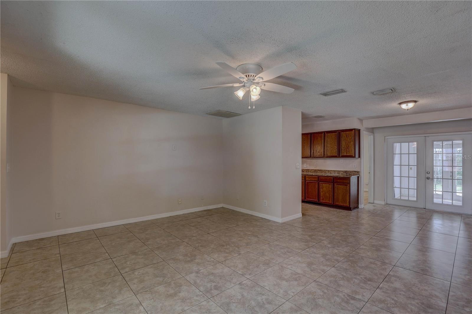 Image 7 of 26 For 12815 129th Terrace