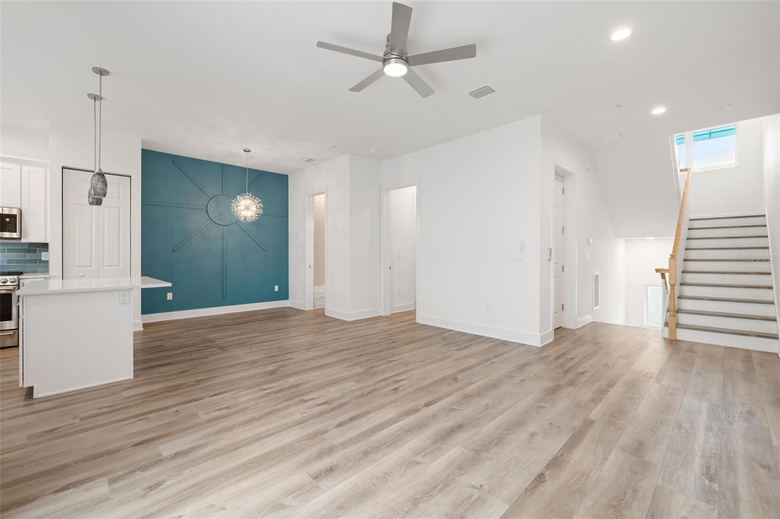 Image 4 of 46 For 15405 Gulf Blvd  B2