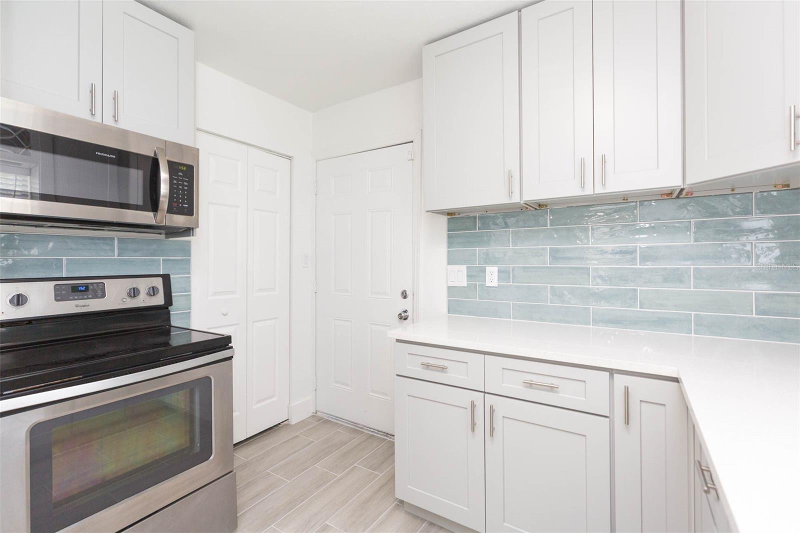 Image 10 of 31 For 4505 Webster Street