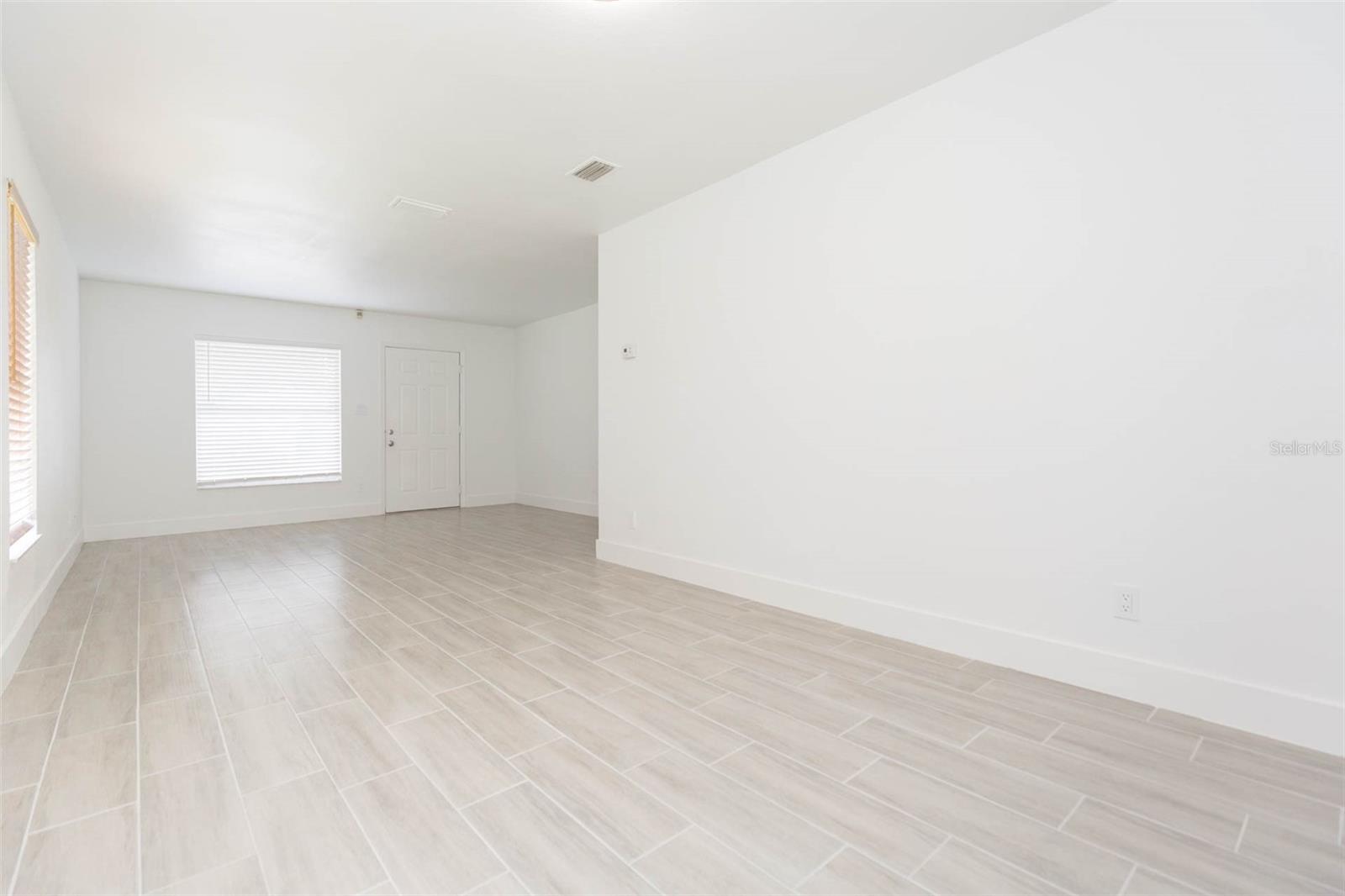 Image 4 of 31 For 4505 Webster Street