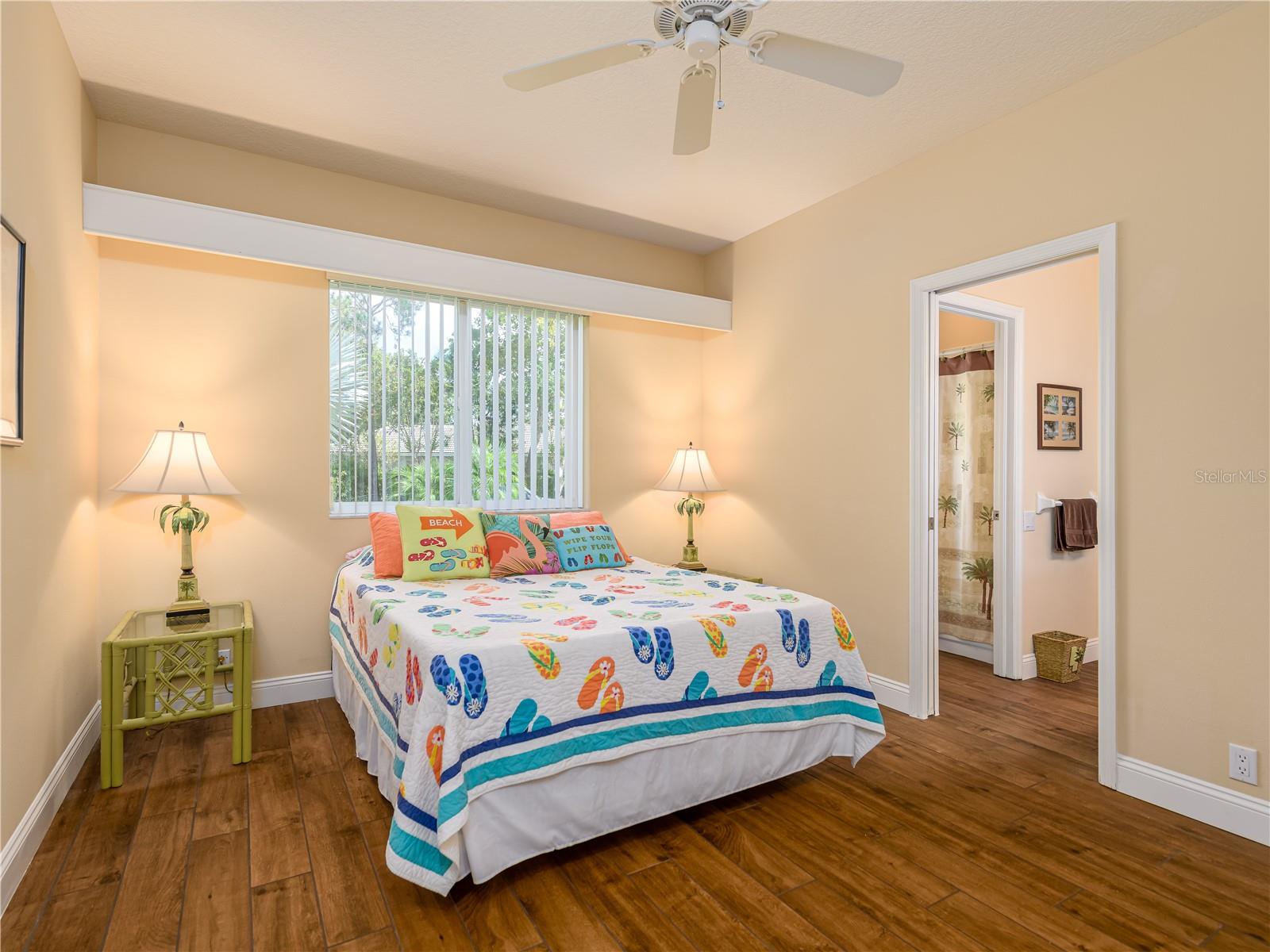Image 32 of 70 For 17890 Arbor Greene Drive
