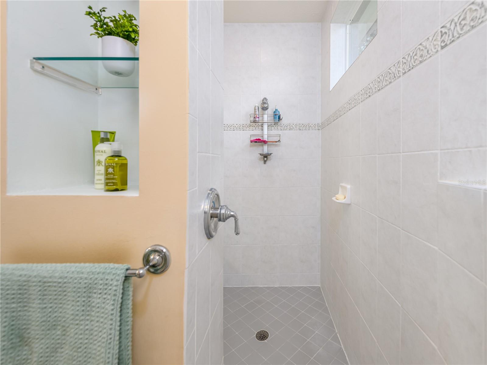 Image 48 of 70 For 17890 Arbor Greene Drive