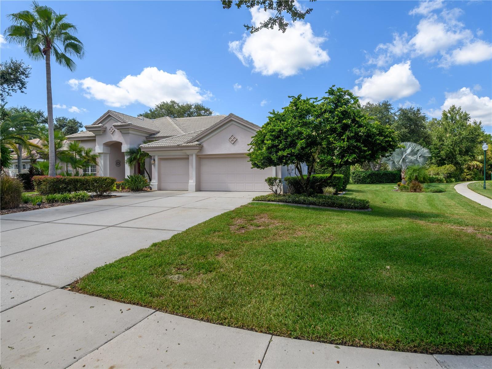 Image 61 of 70 For 17890 Arbor Greene Drive