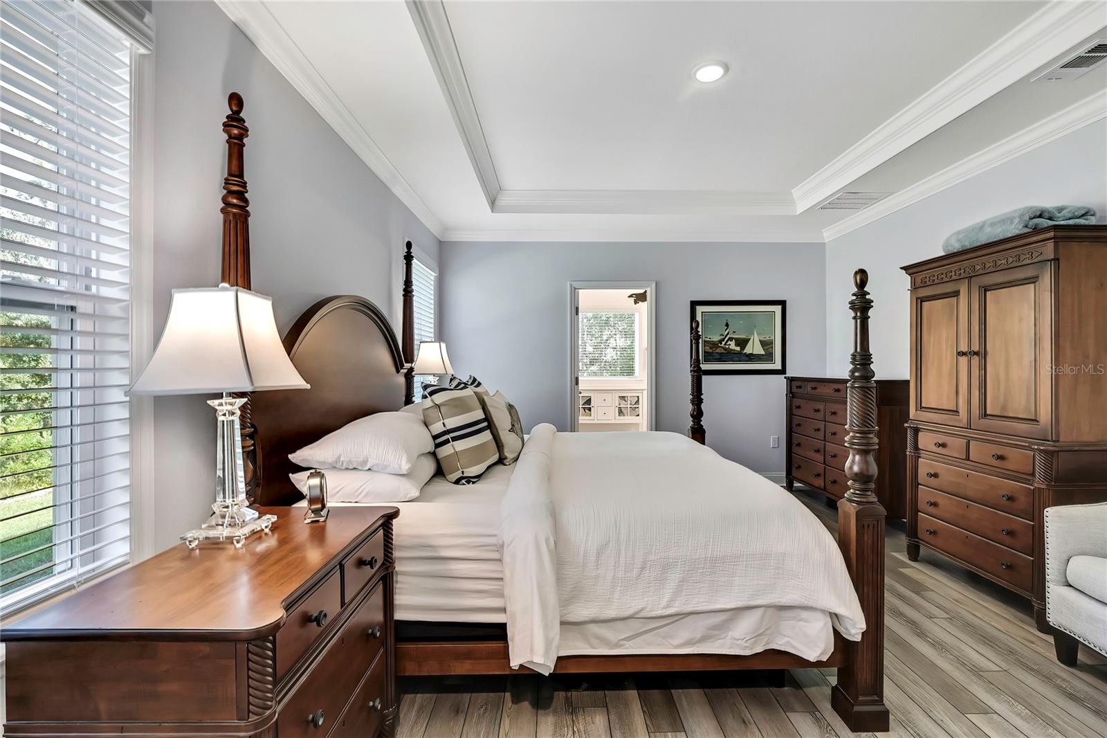 Listing photo id 15 for 6 Pagoda Court E
