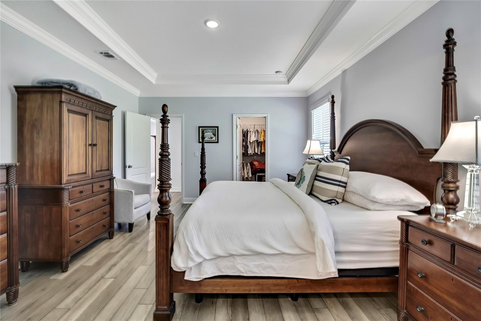 Listing photo id 17 for 6 Pagoda Court E