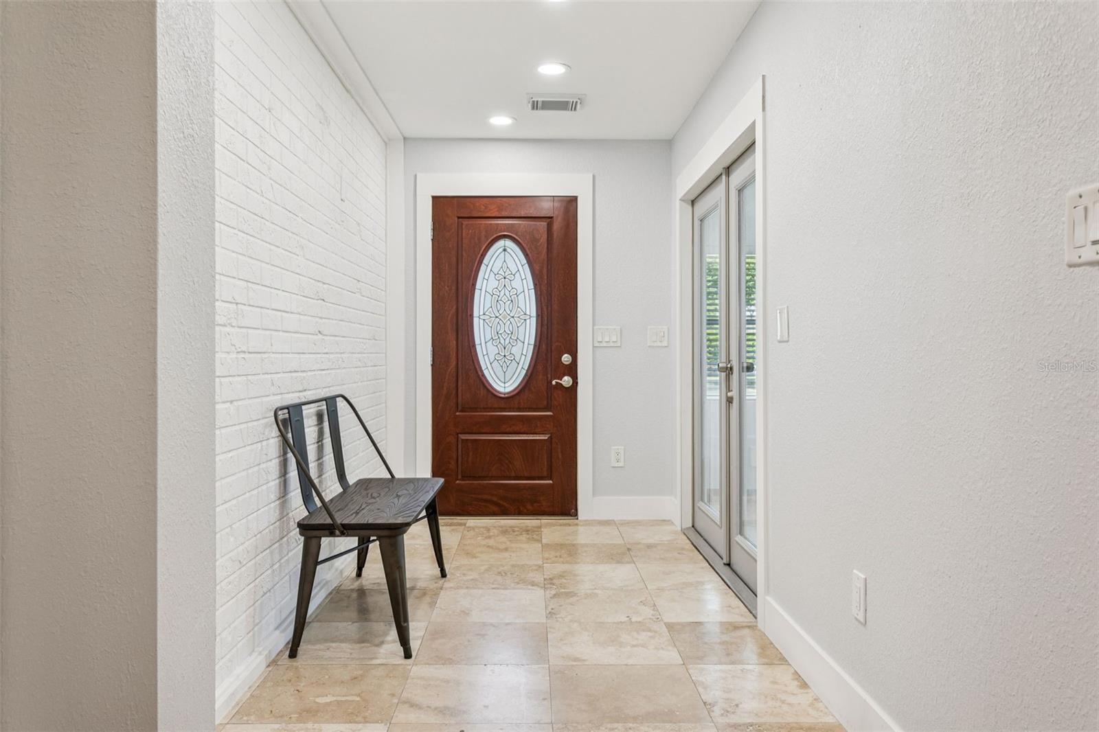 Image 3 of 32 For 5221 Pine Street