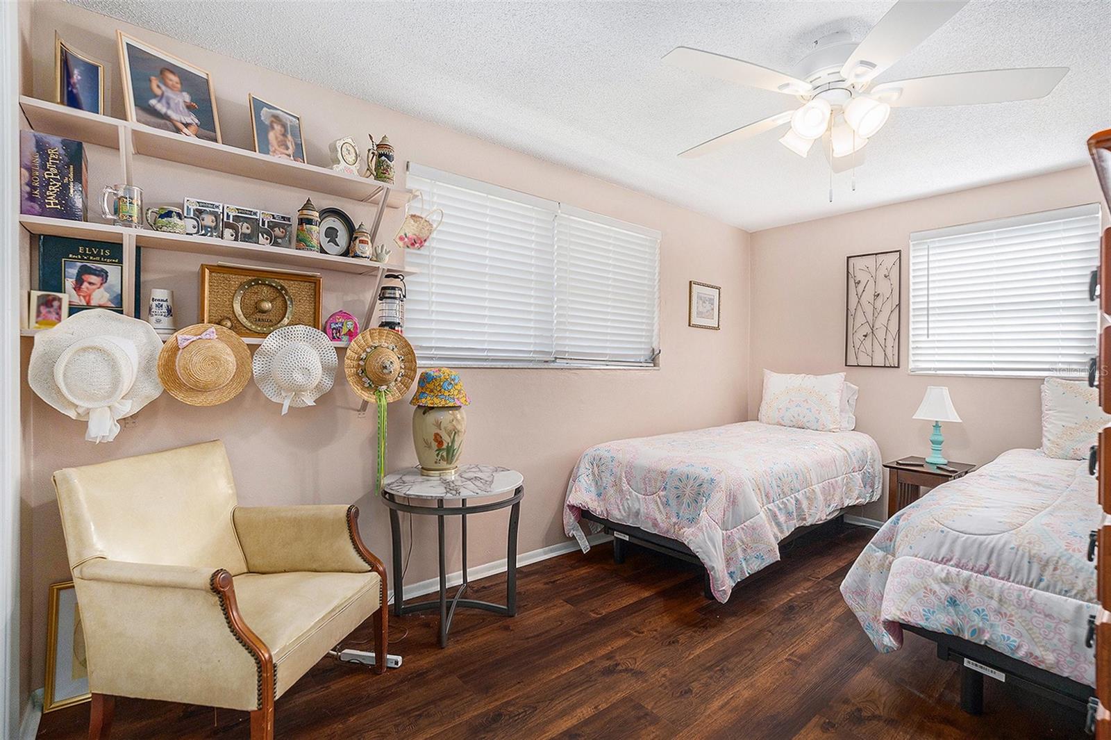 Image 22 of 30 For 6348 Pawling Avenue
