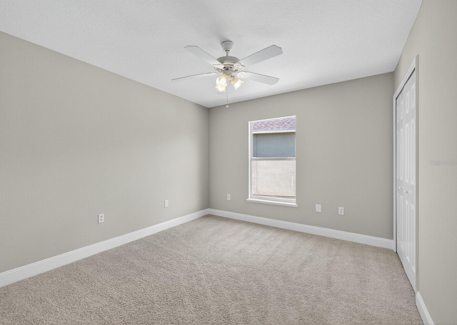 Image 20 of 35 For 947 Brenton Leaf Drive