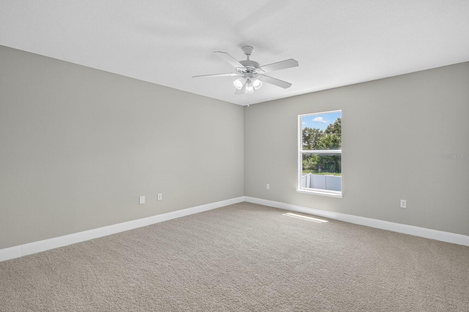 Image 21 of 35 For 947 Brenton Leaf Drive