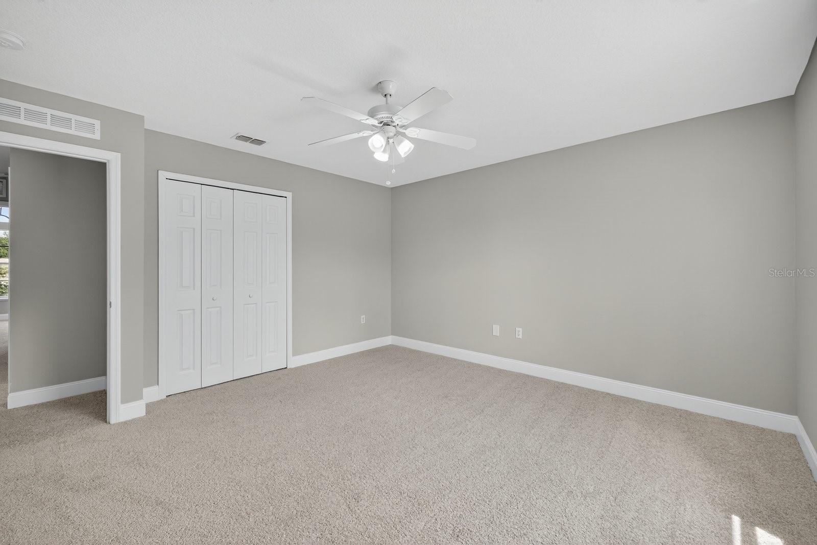 Image 22 of 35 For 947 Brenton Leaf Drive