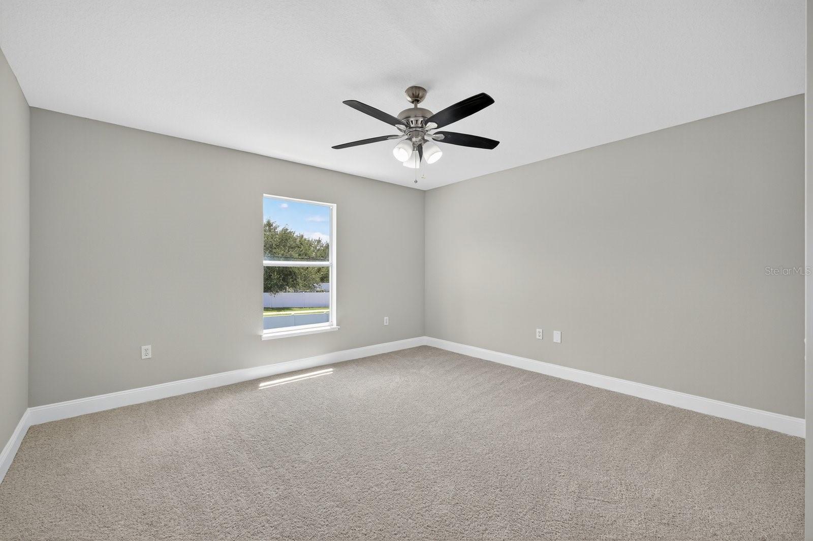 Image 24 of 35 For 947 Brenton Leaf Drive