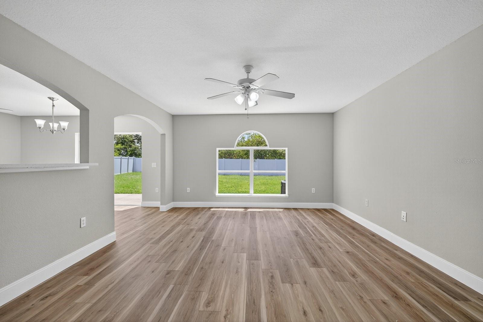 Image 8 of 35 For 947 Brenton Leaf Drive