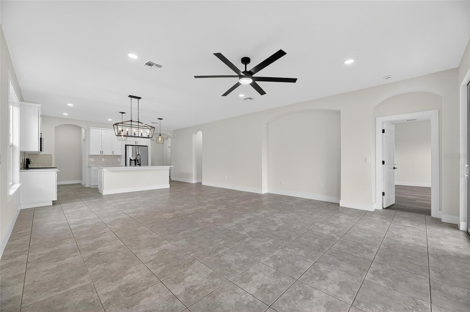 Image 18 of 99 For 17724 Bright Wheat Drive