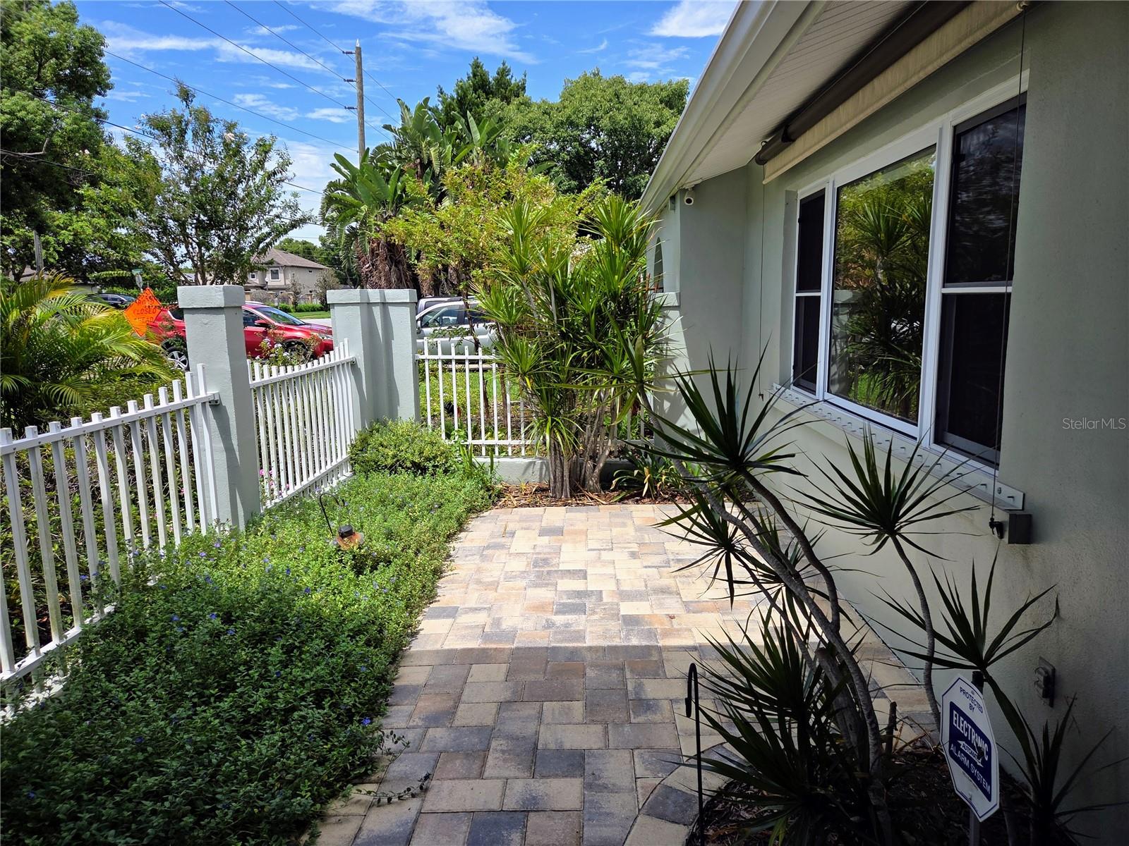 Image 4 of 46 For 9071 Ridge Road