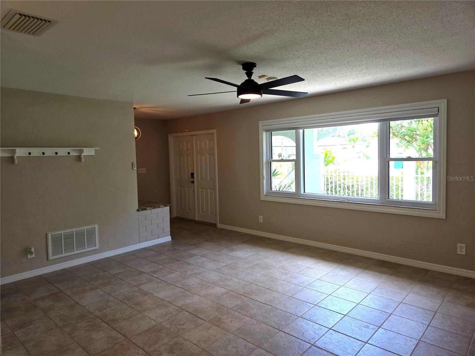 Image 6 of 46 For 9071 Ridge Road