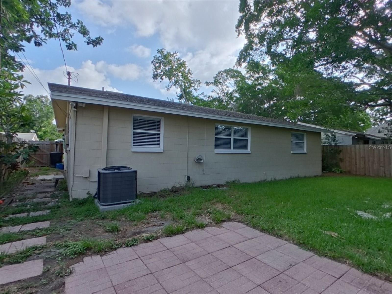 Image 10 of 11 For 5314 12th Avenue S
