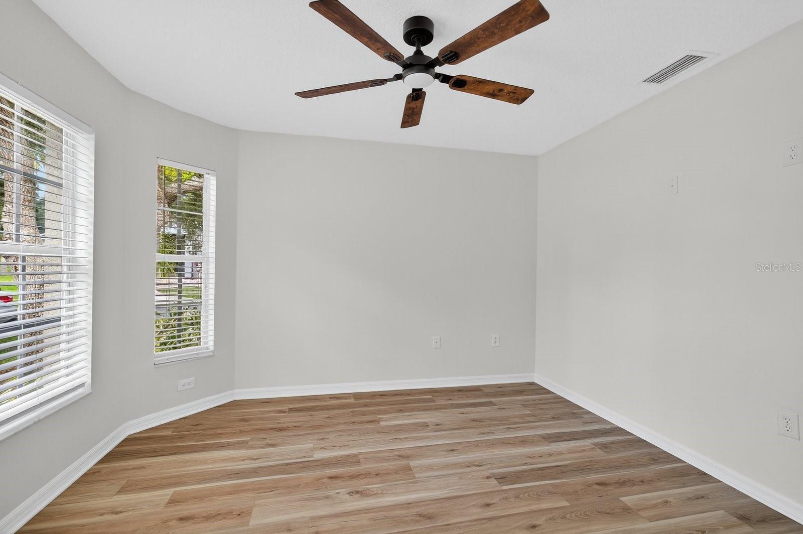 Image 12 of 40 For 6947 Crown Lake Drive