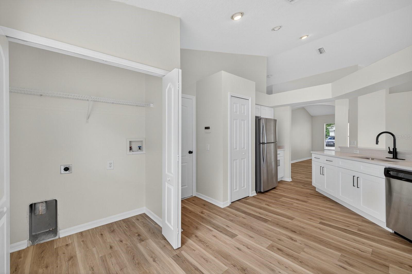 Image 18 of 40 For 6947 Crown Lake Drive