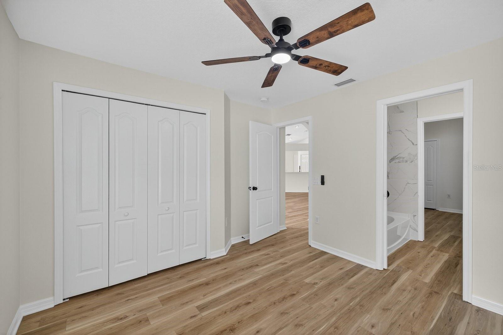 Image 31 of 40 For 6947 Crown Lake Drive
