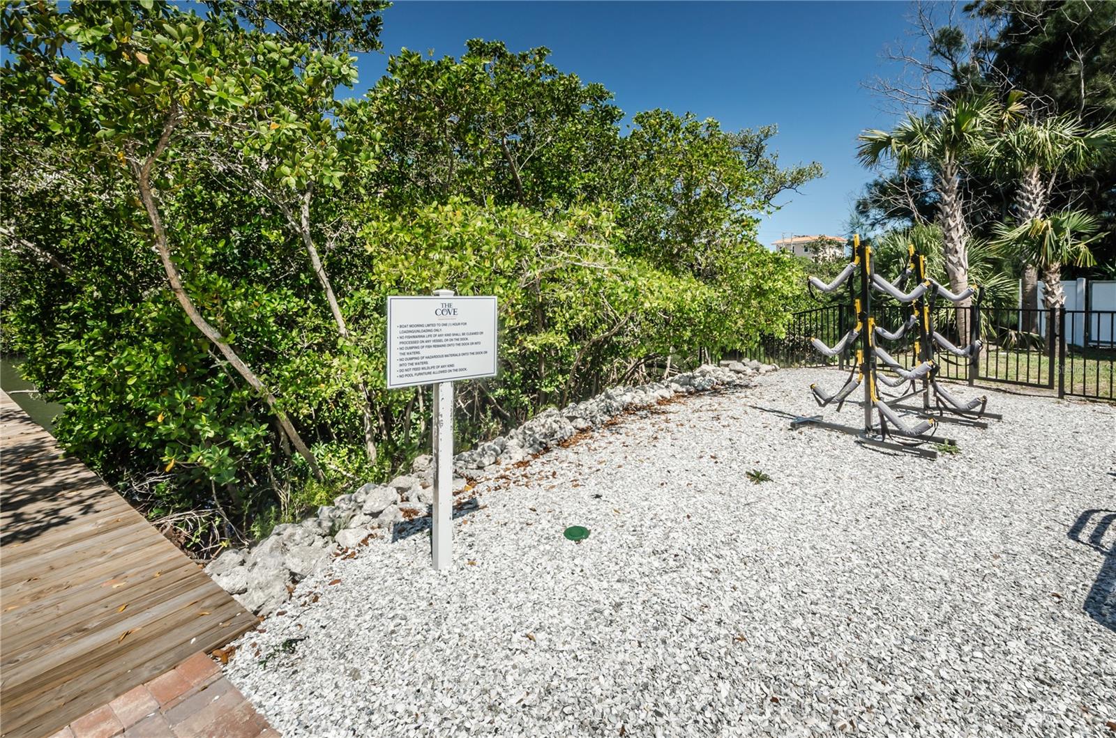 Image 42 of 44 For 194 Haven Beach Drive S