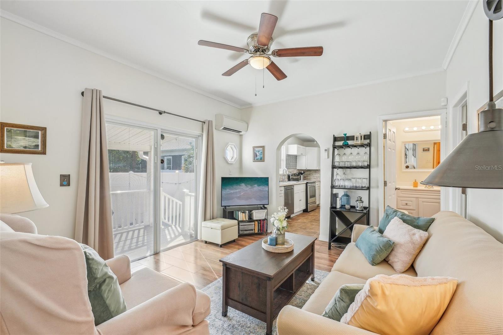 Image 10 of 30 For 327 25th Street S