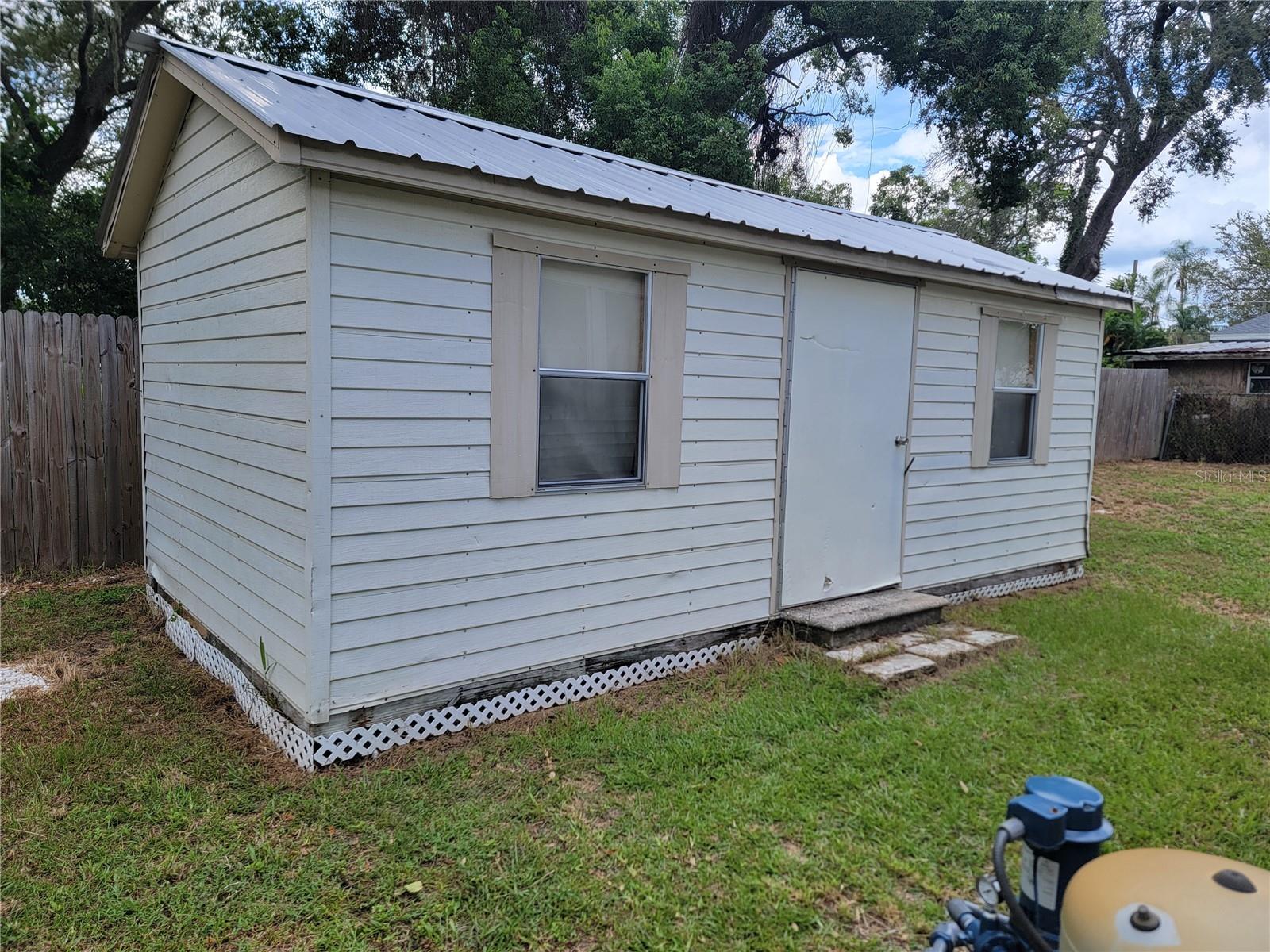 Image 20 of 21 For 7409 Edgemere Rd